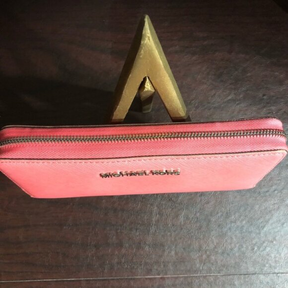 Michael Kors Jet Set Large Primrose Leather Continental Wallet - Picture 2 of 16